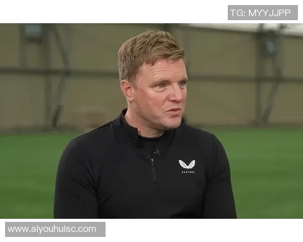 足球场上的魅力风范最帅教练背后的故事与传奇